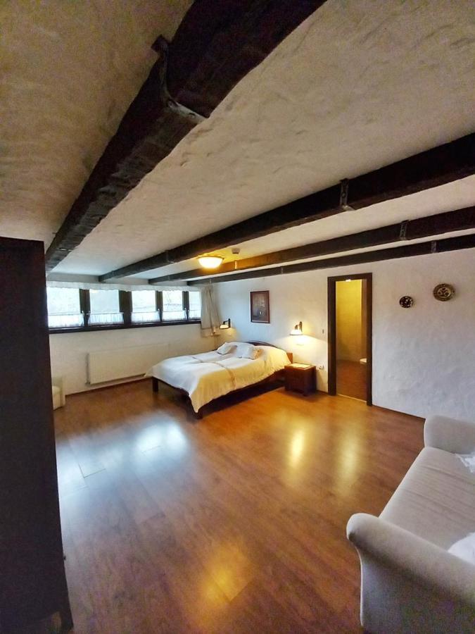 Bed and Breakfast Sári Csárda Panzió Dunakiliti Exterior foto